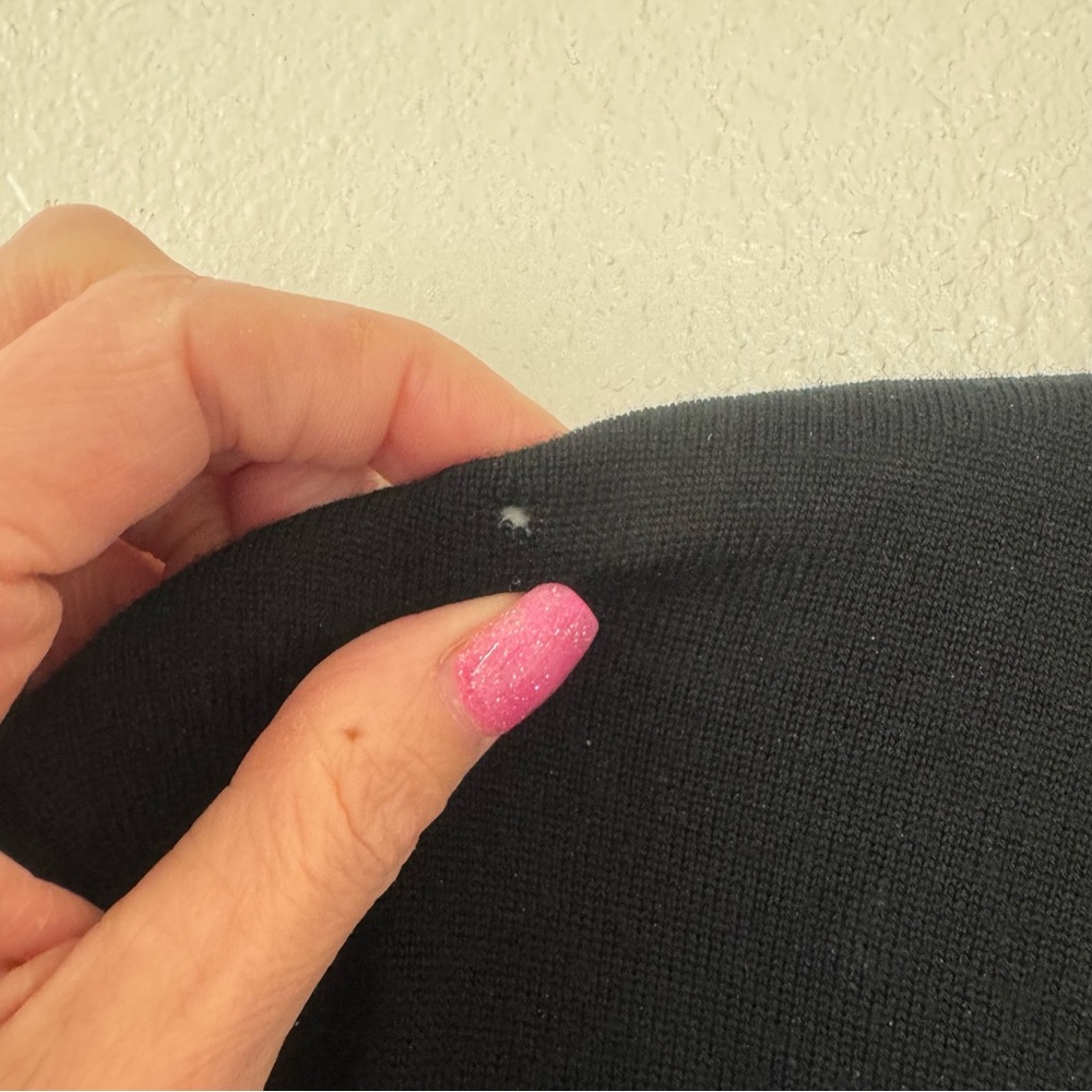 Tory Burch Black 100% Merino Wool Boyfriend Cardigan Sweater *holes M - Picture 3 of 14